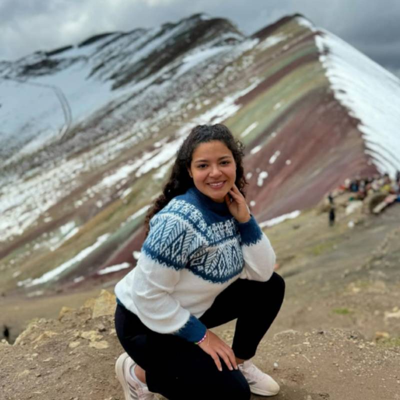 day tour montaña de colores